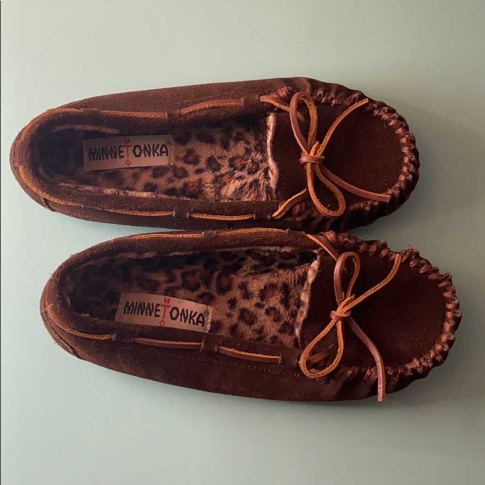 Minnetonka Leopard Print Moccasins
